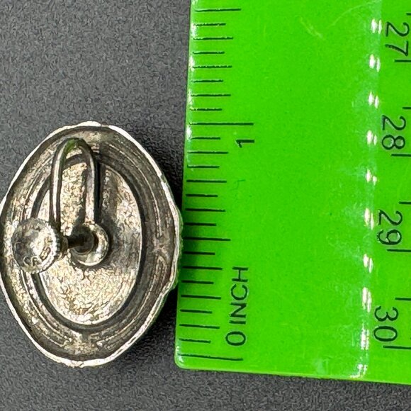 Vintage Earrings Screwbacks Royal Crest Silver Tone & Black Goddess Meditation - Picture 7 of 7